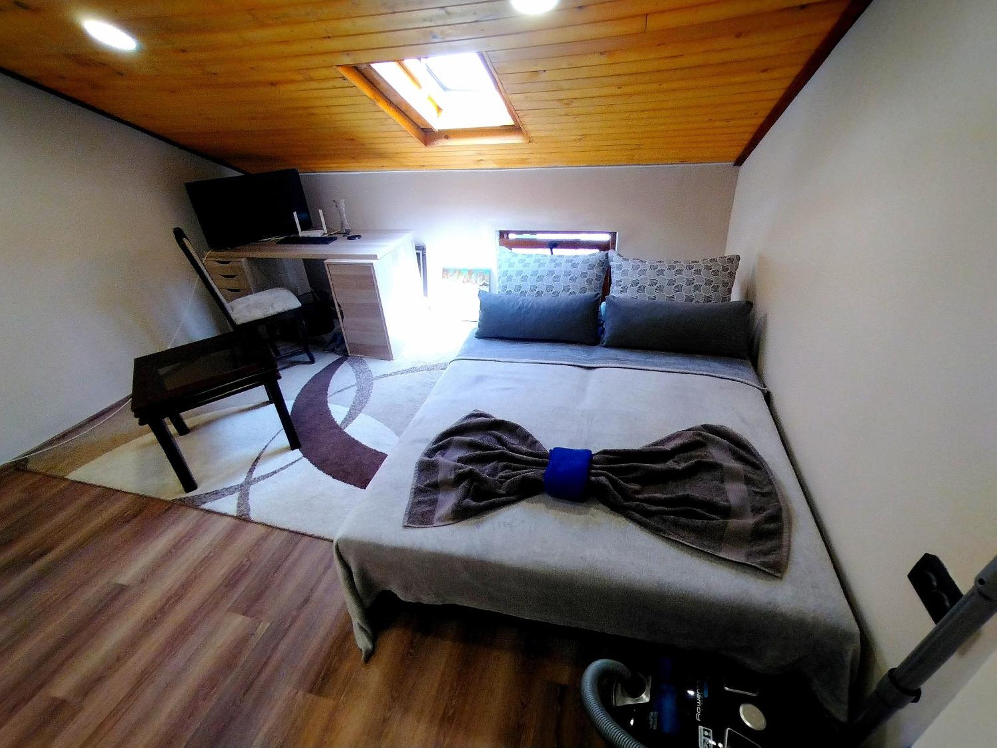 וארנה Low Budget Apartment With Breakfast #3 מראה חיצוני תמונה